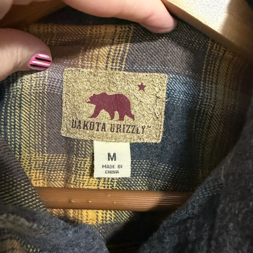 Dakota Grizzly Flannel Shirt Mens M Yellow‎ Brown Plaid Button Up Heavyweight - Picture 2 of 10